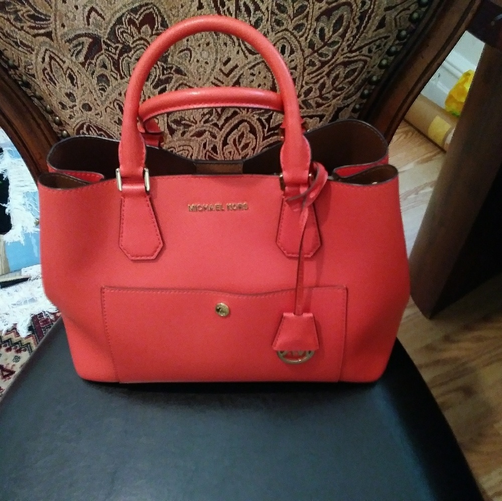 Pre owned Michael Kors Greenwich Satchel